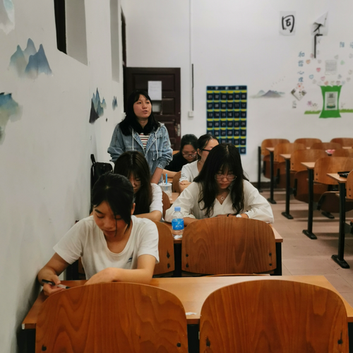 图片4 图片4
