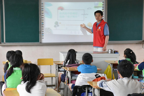 图片2 图片2