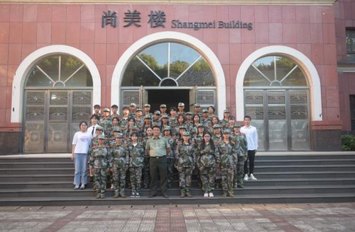 图片12 图片12