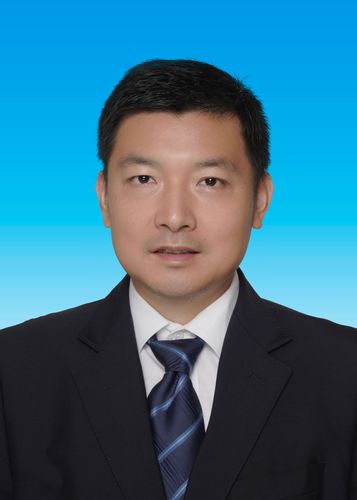 副书记 尹向东