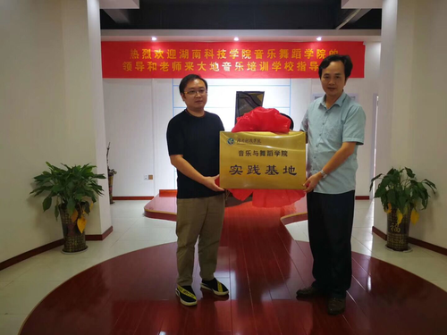 图片1 图片1